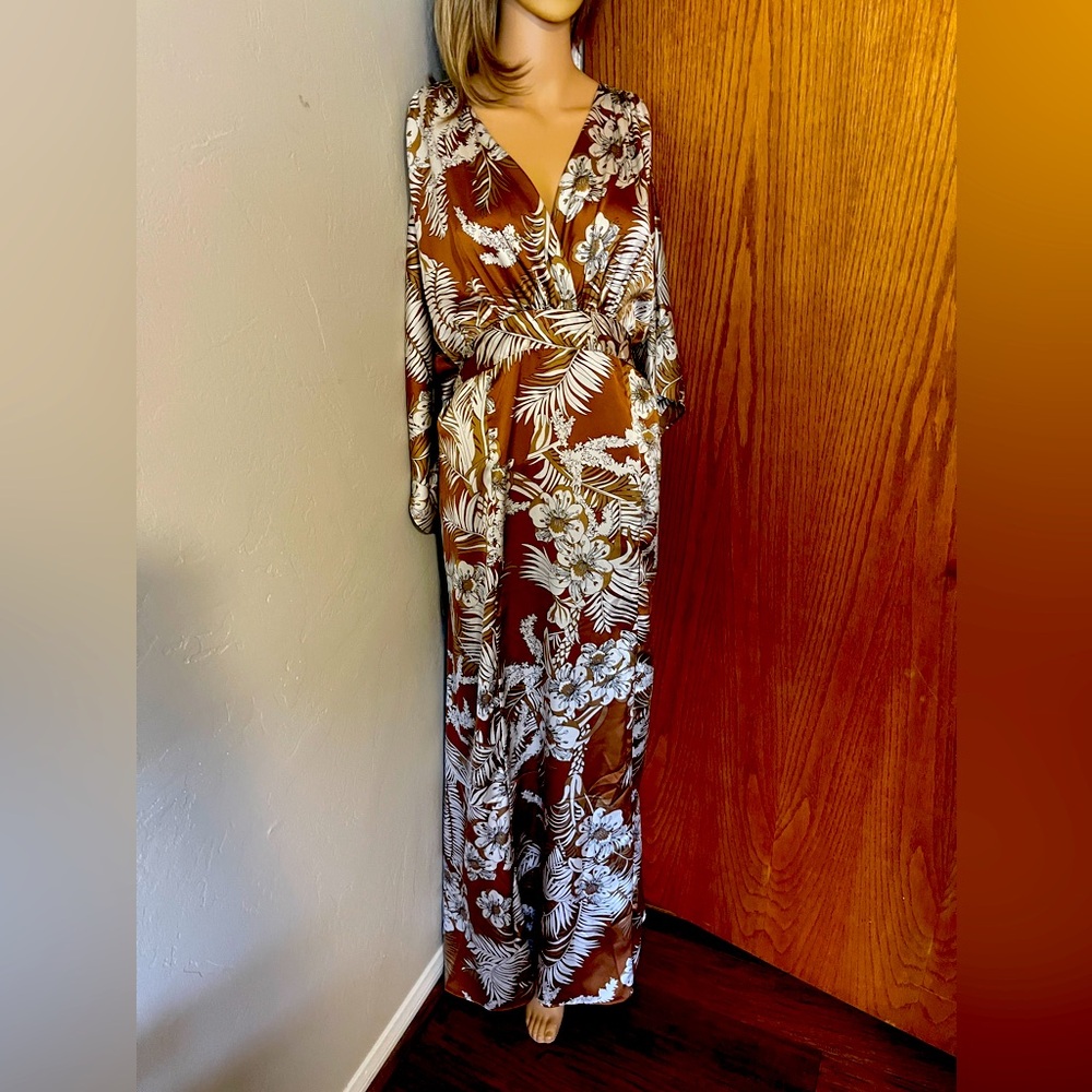 Lulus maxi dress